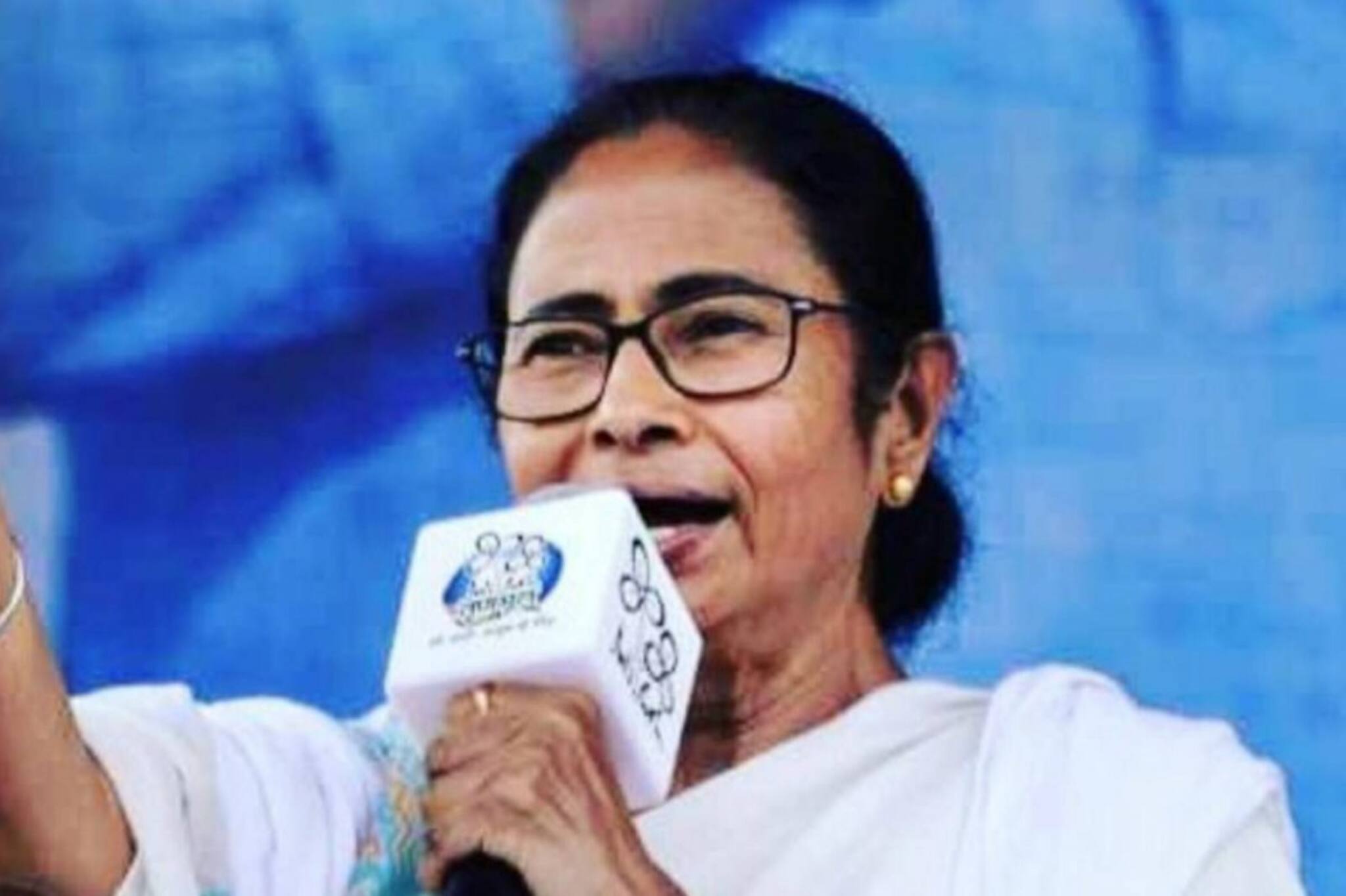 মমতা বন্দ্যোপাধ্যায়ের কথা ও সুরে অ্যালবাম 'উৎসবের গান' প্রকাশিত হবে মহালয়ায়