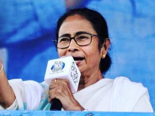 পুজোর উদ্বোধনে মুখ্যমন্ত্রী
