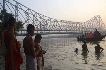 মহালয়ায় প্রবল বৃষ্টি নাকি ভ্যাপসা গরম, জেনে নিন আগামিকাল তর্পণে যাওয়ার আগেই মহালয়ায় প্রবল বৃষ্টি নাকি ভ্যাপসা গরম, জেনে নিন আগামিকাল তর্পণে যাওয়ার আগেই