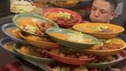 তাজ্জব সে দিনের গ্রাহক থেকে শুরু করে তামাম নেটদুনিয়া তাজ্জব সে দিনের গ্রাহক থেকে শুরু করে তামাম নেটদুনিয়া