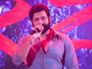  নিজের লুক একেবারে পাল্টে ফেলেছেন অঙ্কুশ