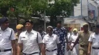কলকাতা পুলিশের তরফে আয়োজন করা হয় একটি বৈঠক