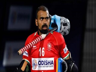 বিমানবন্দরে হেনস্তা শ্রীজেশকে