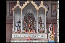 দুর্গাপুজোর শুরুটা বাংলাদেশে, এখন বছরের পর বছর ধরে সিউড়ির বসাক বাড়িতে