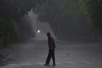 নবমীর ভোরে মুখ ভার কলকাতার আকাশের, বৃষ্টি চলবে? দুর্যোগ নিয়ে কপালে ভাঁজ