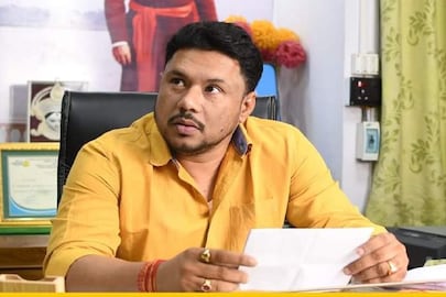হালিশহর পুরসভার ধৃত চেয়ারম্যান রাজু সাহানি৷ 