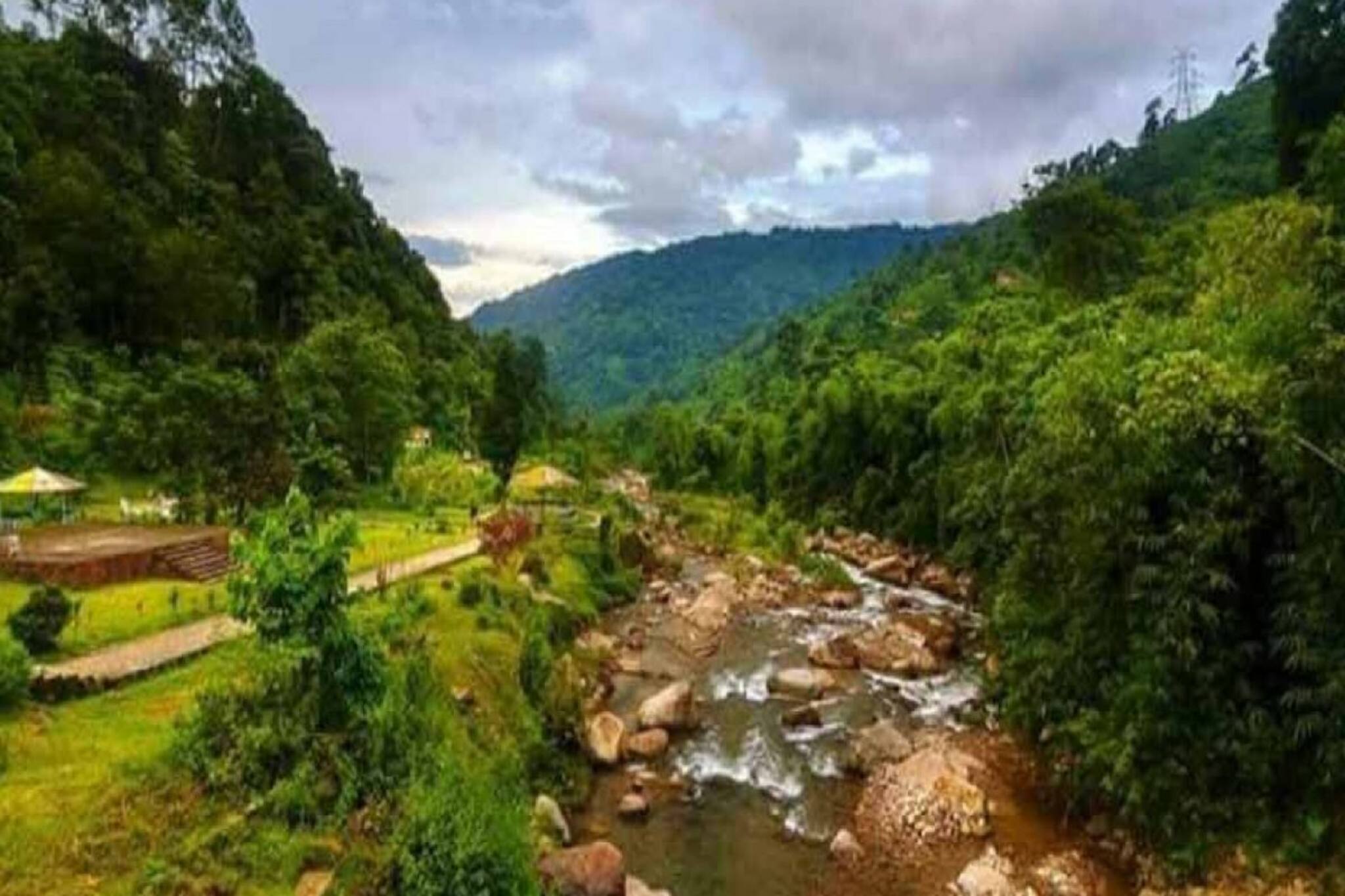 দুর্গাপুজোয় পাহাড়ে ছুটি কাটাতে চান! ডেস্টিনেশন হোক পাহাড়ি গ্রাম তাবাকোশি