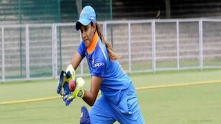 ইংল্যান্ডে খেলতে গিয়ে সর্বশান্ত তানিয়া