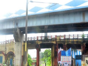 ভেঙে ফেলা হবে চিৎপুর ব্রিজ৷