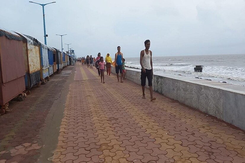 মেরিন ড্রাইভ গড়ে ওঠার ফলে সমুদ্রের পাশ বরাবর দিঘা থেকে শংকরপুর, মান্দারমণি যেহেতু জুড়ে যাচ্ছে, সে কারণে খুশি দিঘার পর্যটকরা। 