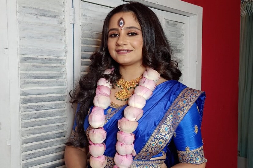 এই বিষয়ে ক্রিয়েটিভ ডিরেক্টর শুভব্রত চ্যাটার্জী জানালেন, &quot;দুর্গা পুজো আসন্ন। আমাদের এই ফটোশুটের মধ্যে দিয়ে আদি শক্তির  দশ মহা স্বরূপ মানুষের কাছে আধুনিকতার রঙে মিশিয়ে পরিবেশনা করাই মূল উদ্দেশ্য।&quot;