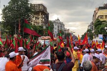 পুজোর মিছিলেও ডার্বির উত্তাপ! স্লোগান উঠল, 'জয় ইস্টবেঙ্গল', শুনতে হল পাল্টা পুজোর মিছিলেও ডার্বির উত্তাপ! স্লোগান উঠল, 'জয় ইস্টবেঙ্গল', শুনতে হল পাল্টা