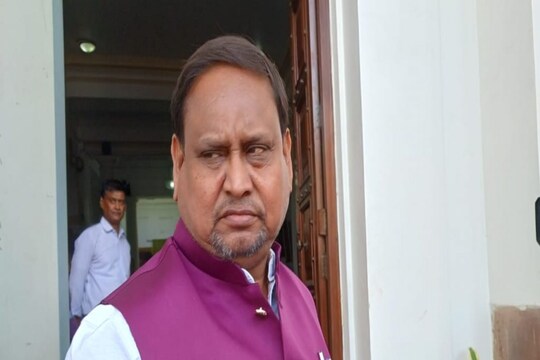বিস্ফোরক বিধায়ক হুমায়ুন কবীর