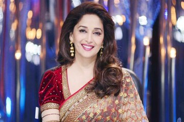 টেলিভিশন কাঁপাতে আসছে 'ঝলক দিখলা জা' লক্ষ লক্ষ টাকা এপিসোড প্রতি প্রিয় তারকাদের টেলিভিশন কাঁপাতে আসছে 'ঝলক দিখলা জা' লক্ষ লক্ষ টাকা এপিসোড প্রতি প্রিয় তারকাদের