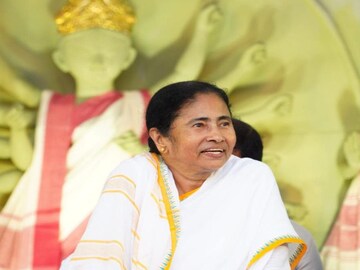 মুখ্যমন্ত্রী মমতা বন্দোপাধ্যায়