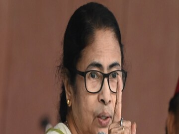 মুখ্যমন্ত্রী মমতা বন্দ্যোপাধ্যায় 