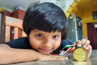 অলিম্পিয়াডের সোনার মেয়ে 