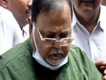 জেলেই পুজো কাটবে পার্থর৷ 