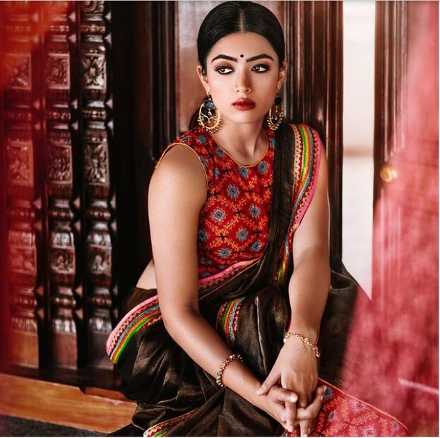 ২০১৬ সালে কন্নড় ছবিতে অভিনয় করে কেরিয়ার শুরু করেছিলেন রশ্মিকা