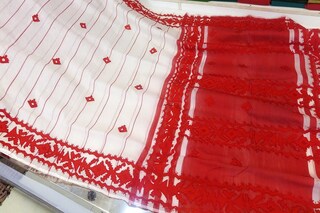 নজর কাড়বেন আপনিও