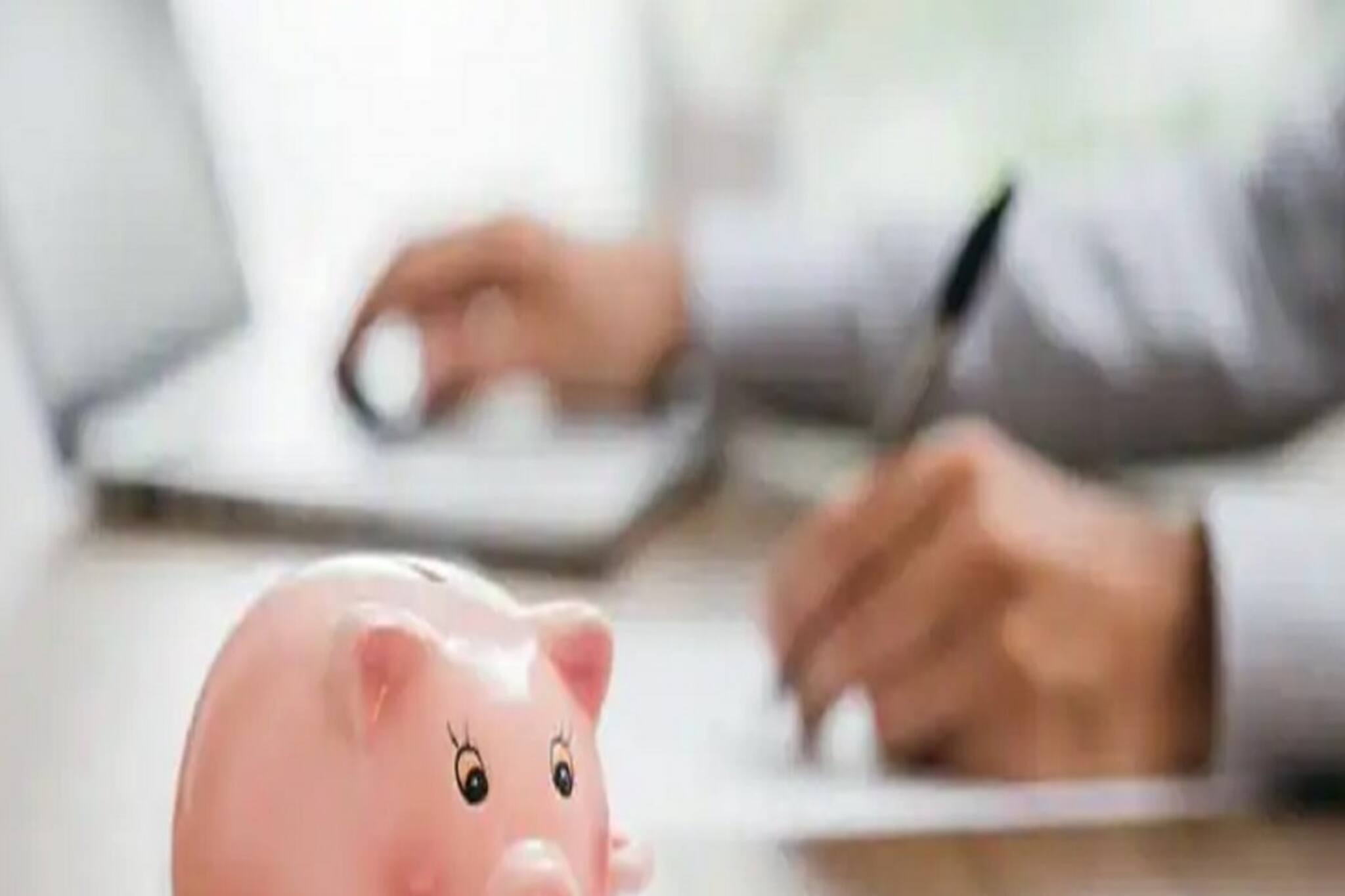 সেভিংস ব্যাঙ্ক অ্যাকাউন্টের থেকে এই সুবিধাগুলো নিচ্ছেন?