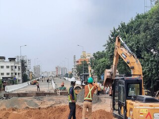 চলছে শেষ মুহূর্তের কাজ