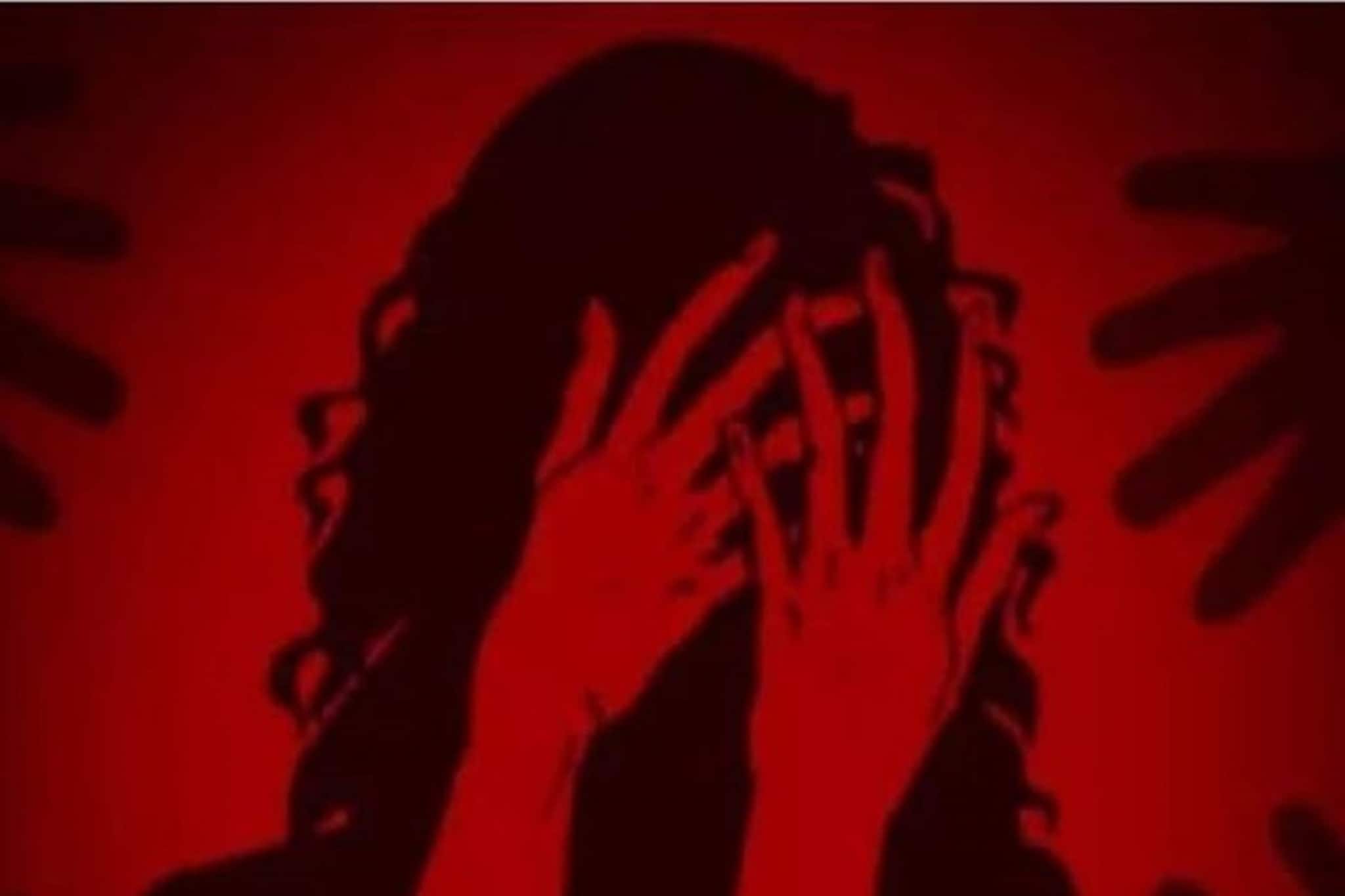 প্লাস্টিকের পাত্রে 'ভ্রূণ' নিয়ে থানায় হাজির গৃহবধূ! নারকীয় ঘটনায় তোলপাড় বরেলি