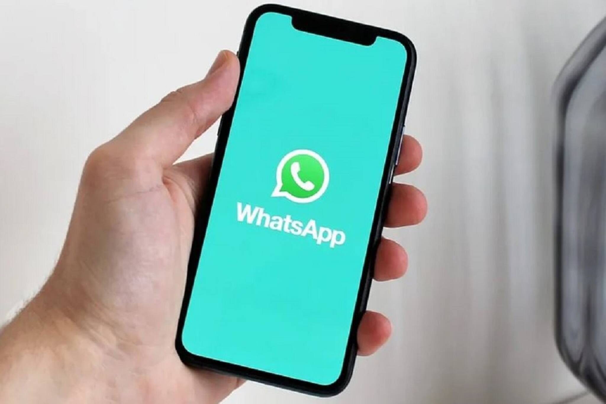 Hooghly News : অপরিচিত মহিলার ভিডিও কল তুলে বিপাকে পড়লেন চুঁচুড়ার বিধায়ক 