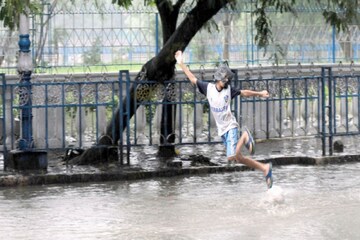 রাজ্যের জেলায়-জেলায় বৃষ্টি হবে, সরে গিয়েছে নিম্নচাপ! হাওয়া অফিসের বড় পূর্বাভাস
