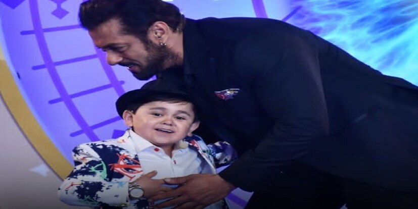 সূত্রের খবর এই শোয়ে বেশ কিছু পরিবর্তন আসতে চলেছে ৷ বড়সড় পরিবর্তনের সম্ভাবনা রয়েছে ৷ যা ফের ঝড়ের গতিতে টিআরপি নিয়ে আসবে ৷ প্রতীকী ছবি ৷
