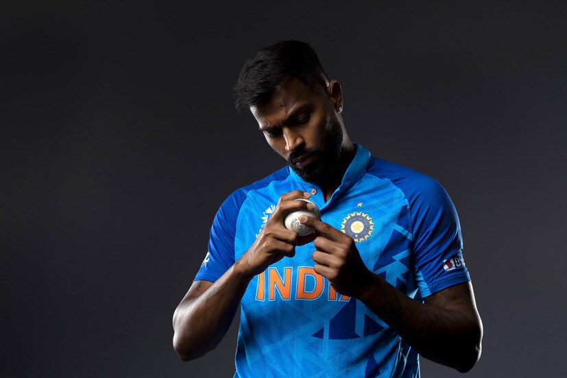 হার্দিক পান্ডিয়া এবার টি-২০ বিশ্বকাপে গেমচেঞ্জার হতে পারেন। আর পাকিস্তানের বিরুদ্ধে তাঁর পারফরম্যান্স তো সবারই জানা।