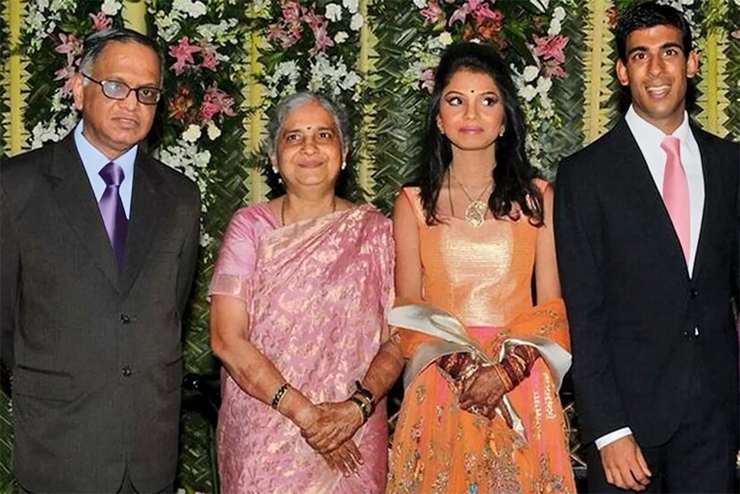 ইনফোসিসের সহ-প্রতিষ্ঠাতা নারায়ণ মূর্তি তাঁর জামাই ঋষি সুনককে ব্রিটেনের প্রধানমন্ত্রী হওয়া প্রসঙ্গে বলেছেন যে 'আমরা তাকে নিয়ে গর্বিত এবং আমরা তার সাফল্য কামনা করি।' (ছবি: ট্যুইটার)