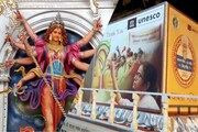দুর্গা পূজার শোভাযাত্রা দেখতে অগণিত মানুষের ভিড় নদিয়ায়