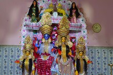 দুর্গাপুজো নয়, লক্ষ্মীপুজোতেই মেতে ওঠেন এই গ্রামের মানুষ!