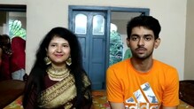 ভিডিও দেখে মুর্শিদাবাদের ছেলের প্রেমে হাবুডুবু, আমেরিকা থেকে ছুটে এলেন প্রেমিকা ভিডিও দেখে মুর্শিদাবাদের ছেলের প্রেমে হাবুডুবু, আমেরিকা থেকে ছুটে এলেন প্রেমিকা
