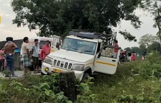 পিকআপ ভ্যান নিয়ে তেল চুরি করতে এসেছিল চোরের দল! তারপর কি হলো জানুন