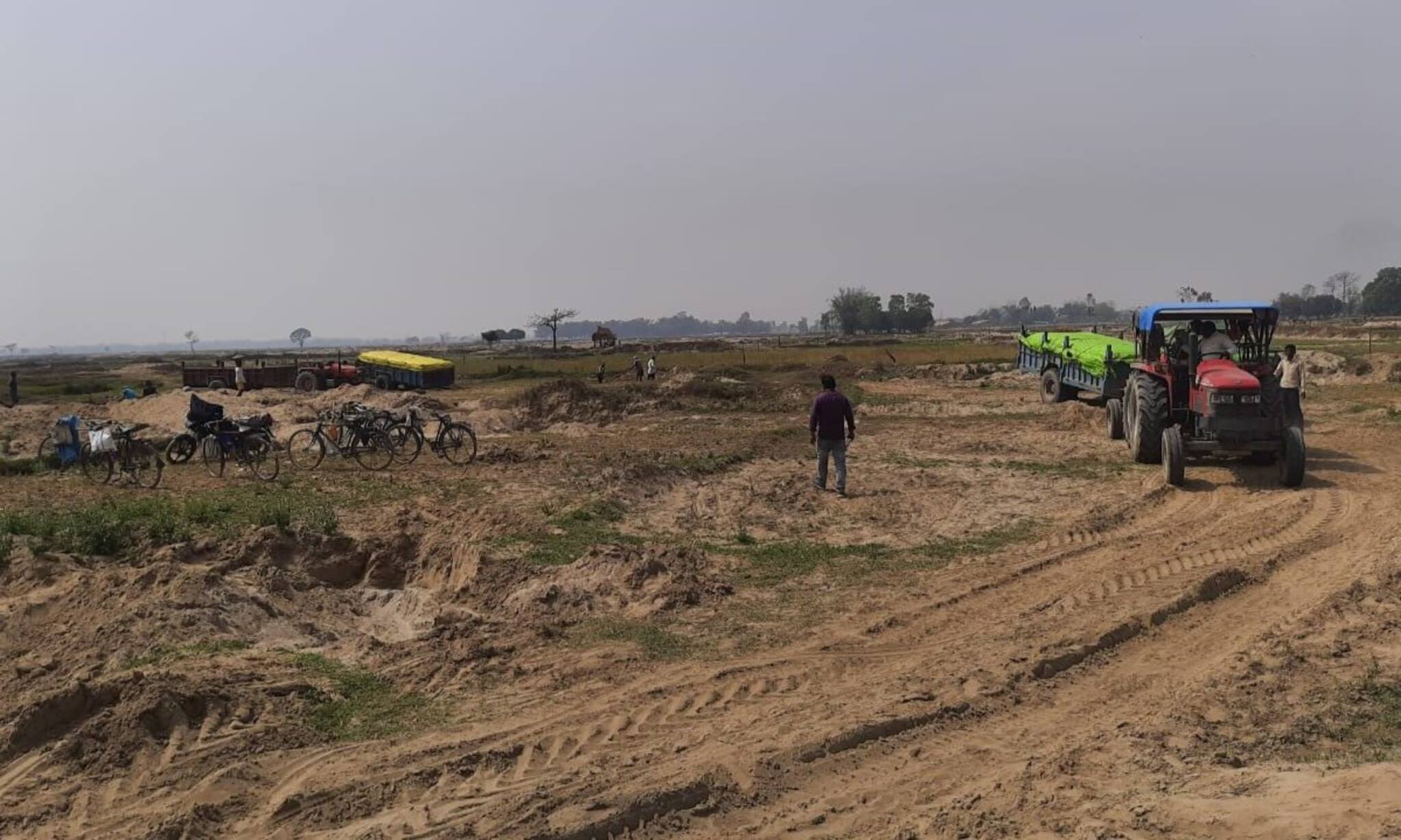 অবৈধ মজুদ বালি নিলাম হবে! রাজ্যের কয়েক কোটি টাকা আয়ের সম্ভাবনা!