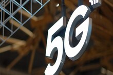বেশ কয়েকটি শহরে চালু হয়েছে Jio 5G, ফোনে তা এনেবল করবেন কীভাবে দেখে নিন এখনই