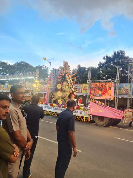 ইউনেসকোর স্বীকৃতি মেলার পর এ বার কার্নিভাল ঘিরে বাড়তি উদ্দীপনা রয়েছে