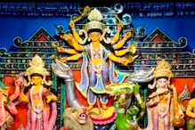 Durga Puja 2022|| ৬৭ বছরের ঐতিহ্য, অগ্রদূত সংঘের মণ্ডপ সেজেছে 'কল্পলোকের গল্প কথা' থিমে Durga Puja 2022|| ৬৭ বছরের ঐতিহ্য, অগ্রদূত সংঘের মণ্ডপ সেজেছে 'কল্পলোকের গল্প কথা' থিমে