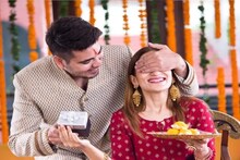 সাজেও থাকুক মিল! ভাইফোঁটায় কোন পোশাকে সাজবেন? রইল ১০ স্টাইলের হদিশ