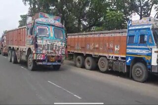 বীরভূমের জাতীয় সড়কে হঠাৎ পুলিশি অভিযান