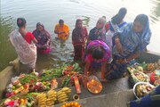 রাজ্যজুড়ে পালিত হল ছট পুজোর উৎসব, চলল স্নান পর্ব ও সূর্যপ্রণাম