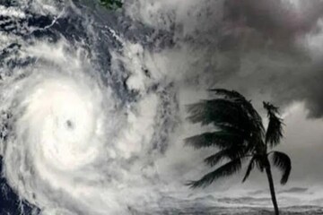 ঝোড়ো হাওয়া 110 কিমি বেগে, দক্ষিণবঙ্গের তিন জেলায় ঝড় বৃষ্টির সতর্কতা