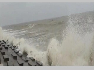 Cyclone Sitrang: police and adminstration is monitoring the situation in Digha