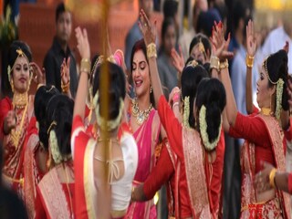 রেড রোড দুর্গাপুজো কার্নিভাল
Representative Image 