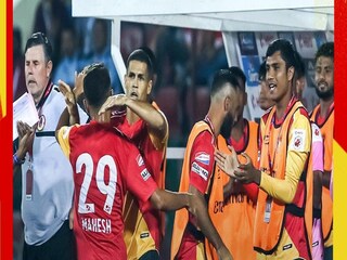 গোল করার পর সিলভার সেলিব্রেশন গোল করার পর সিলভার সেলিব্রেশন