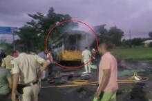 দুর্ঘটনা, ভোররাতে বসে আগুন!প্রাণ বাঁচাতে বাস থেকে ঝাঁপের চেষ্টা,৮ মৃত
