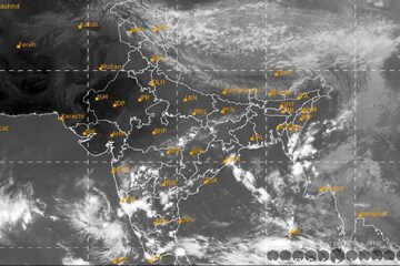 বঙ্গোপসাগরের খাঁড়িতে তৈরি ঘূর্ণাবর্ত, ৪ রাজ্য থেকে ফিরে গেল মৌসুমী বায়ু