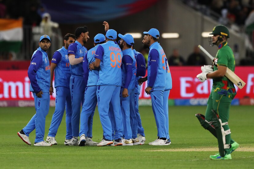 এই জয়ের সঙ্গে সঙ্গেই গ্রুপ শীর্ষে পৌঁছে যান মিলাররা মিলারের ৪৬ বলে ৫৯ রানই কার্যত জয়ের জন্য ভিত গড়ে দেয় ৷ এছাড়াও এডেন মার্করম ৫২ রানের একট ঝকঝকে ইনিংস খেলেন ৷ সংগৃহীত ছবি ৷